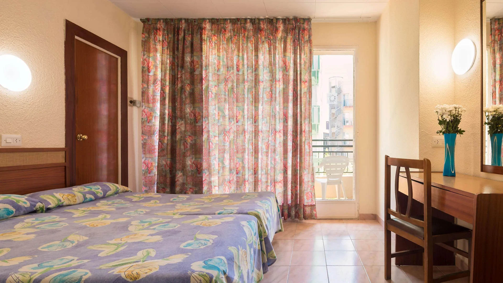 *** Hotel Htop Alexis #Htopenjoy Lloret de Mar Spain